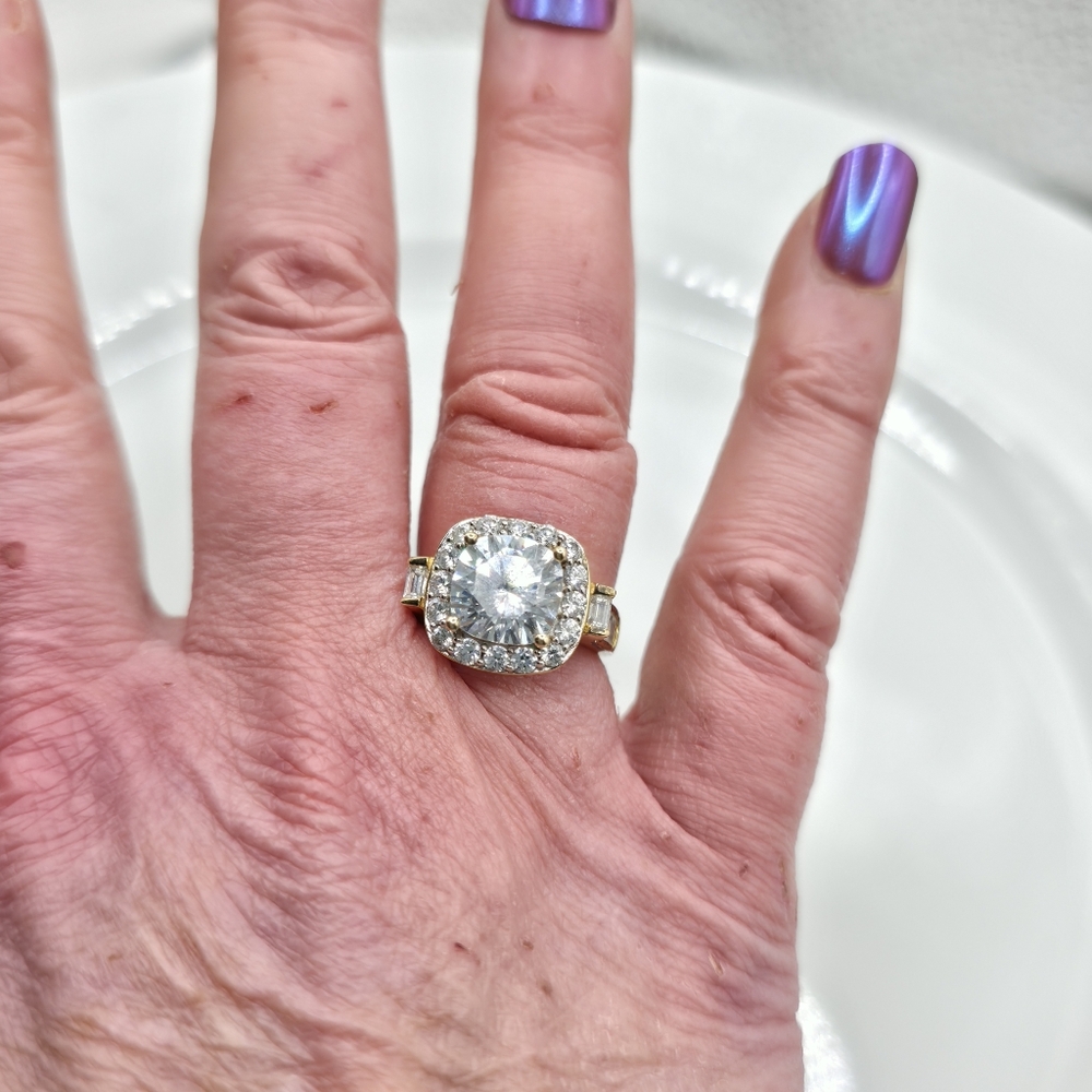 Extraordinary Sparkling Clear Quartz Victoria Wieck  Ring And Pendant Set - Picture 14 of 17